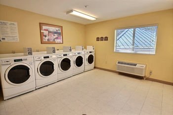 Crestwood Suites Of Newport News Kültér fotó